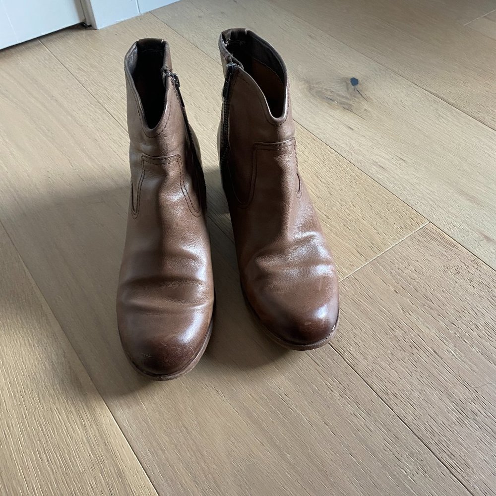 Frye Taupe Bootie 9.5